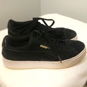 Puma soft foam size 7